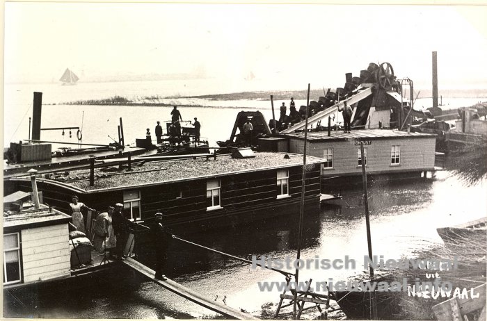 baggervloot nieuwaal 2